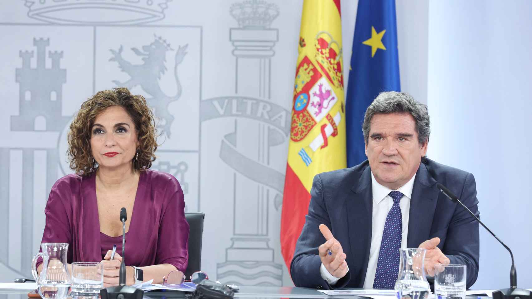 María Jesús Montero y José Luis Escrivá, ministros de Hacienda y Función Pública y de Inclusión, Seguridad Social y Migraciones.