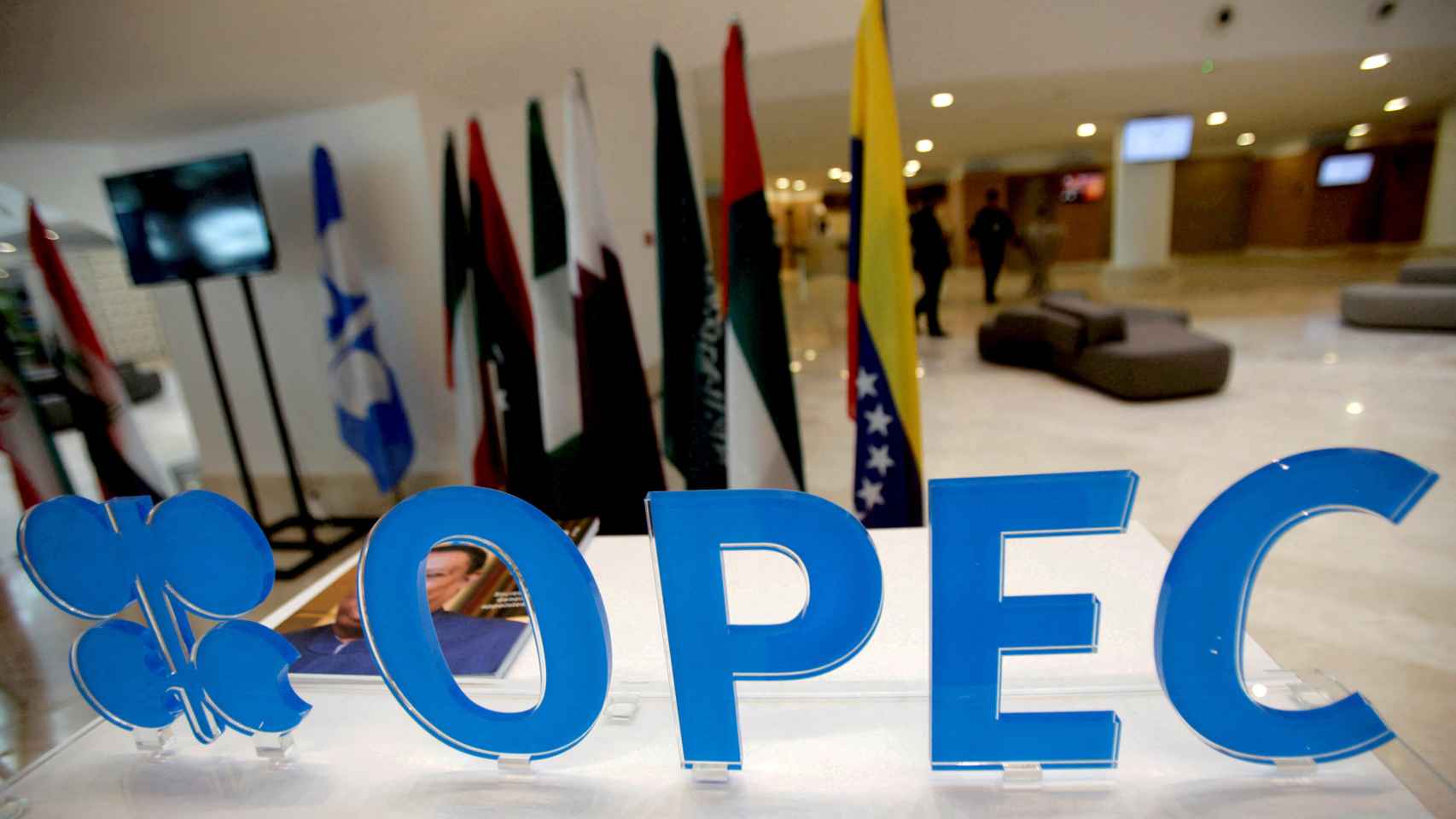 Logo de la OPEP durante una reunión del grupo.