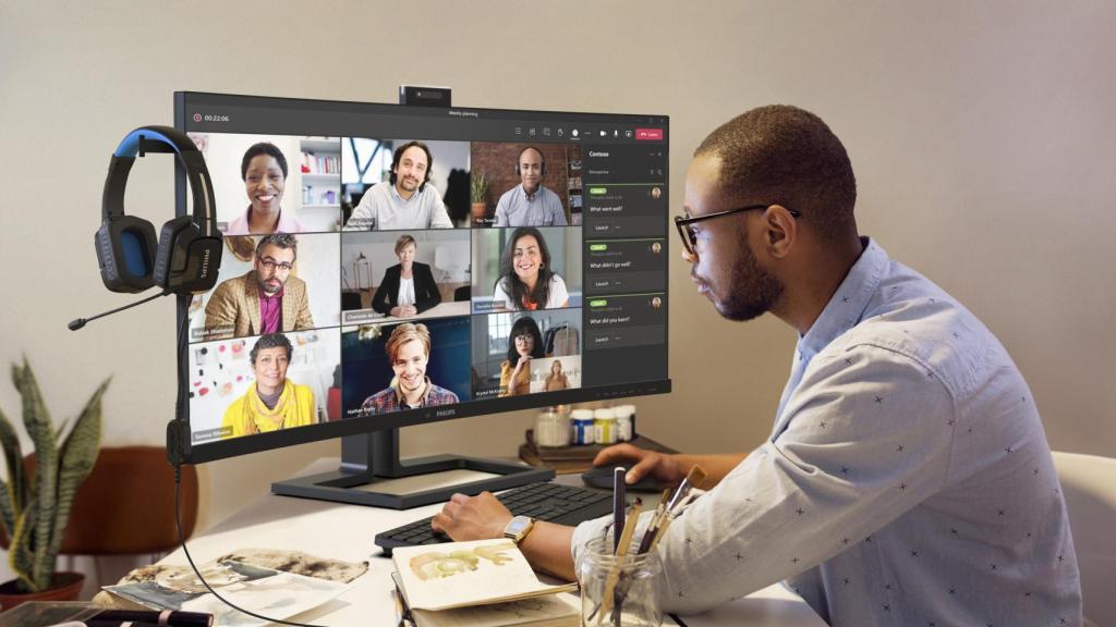 El monitor Philips 45B1U6900CH