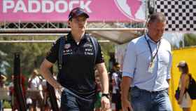 Max Verstappen junto a su padre Jos en el Gran Premio de Francia de Fórmula 1