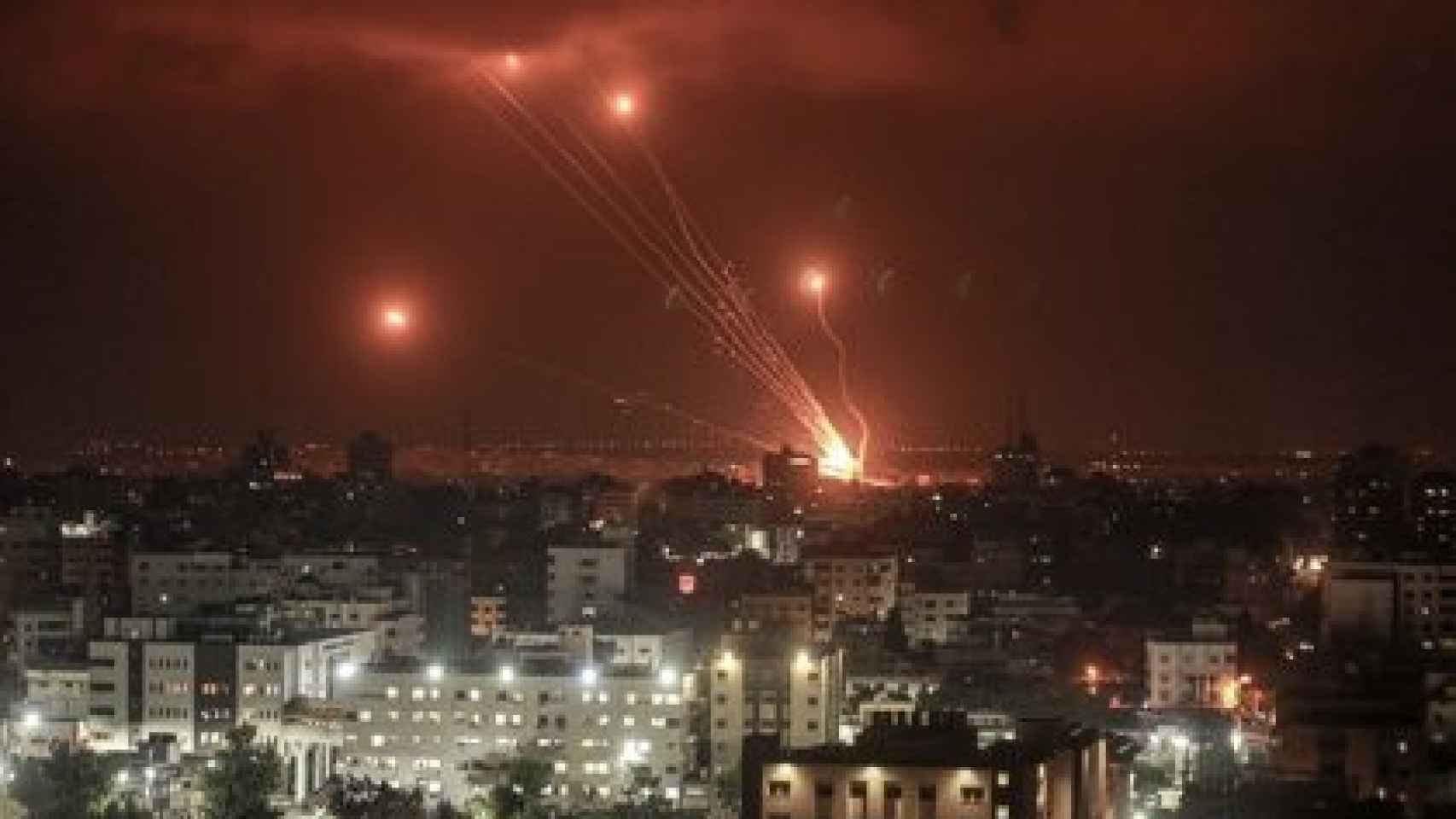 Imagen de archivo de bombardeos en la Franja de Gaza.
