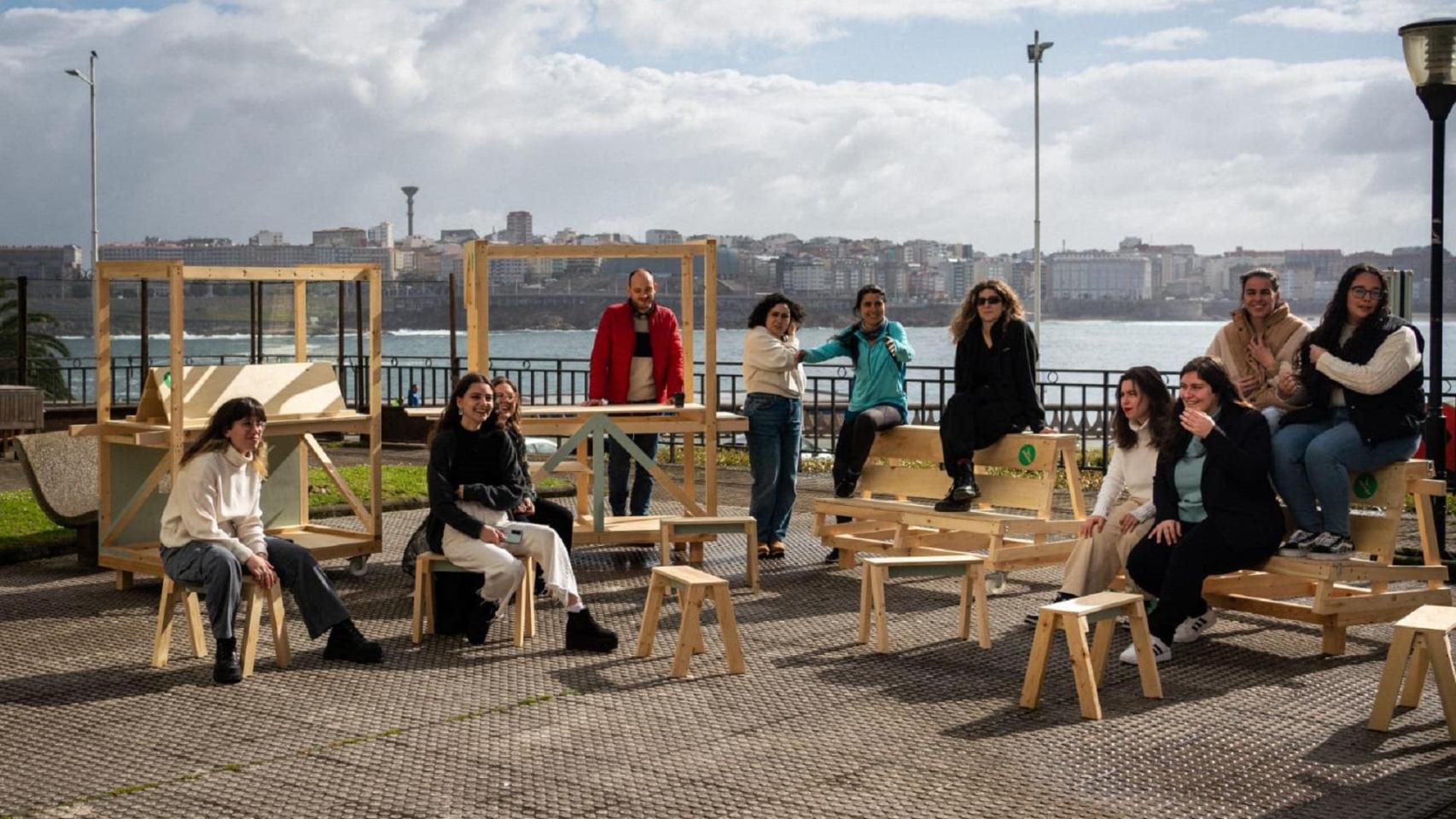 Taller dirigido por Zuloark para el co diseño de Parlamentos Urbanos con los alumnos de la Eudi de la UDC.