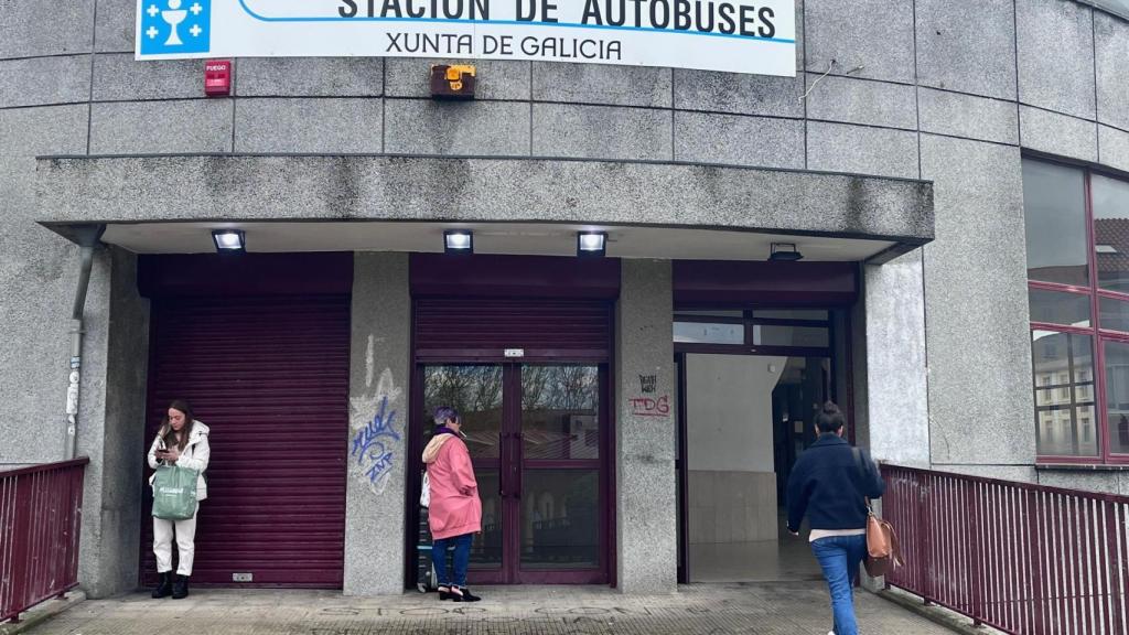 Entrada a la estación de autobuses de Ferrol.