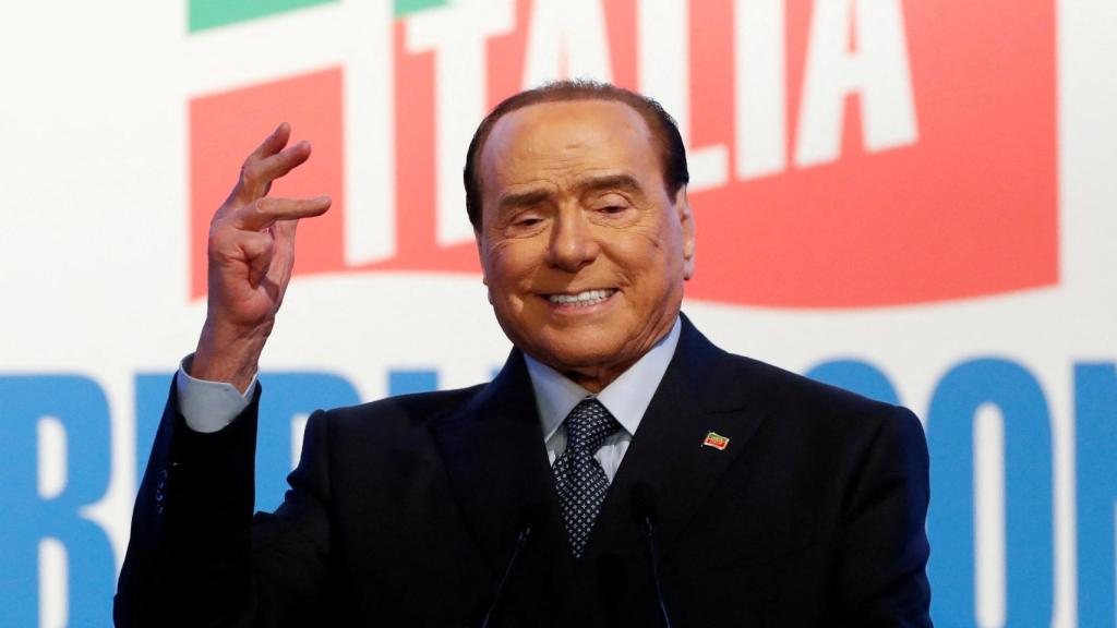 Silvio Berlusconi, en un mitin de su partido conservador Forza Italia.