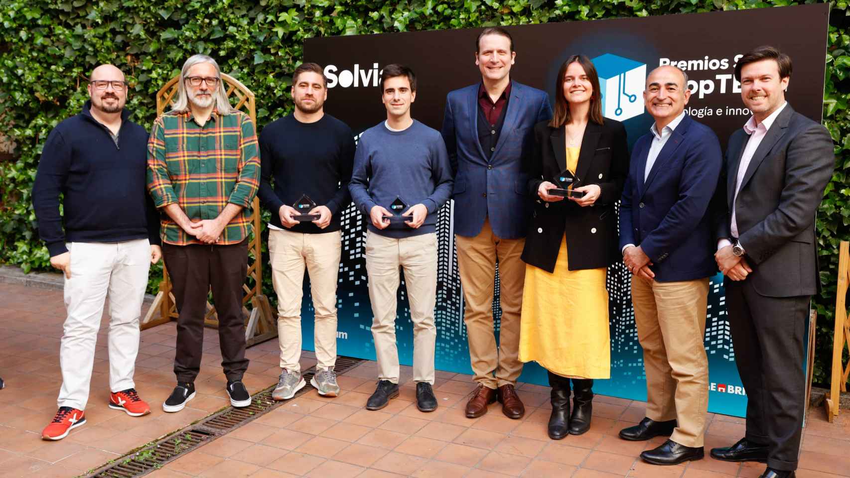 Ganadores Premios Solvia PropTECH. Jaime García, tercero por la izquierda.