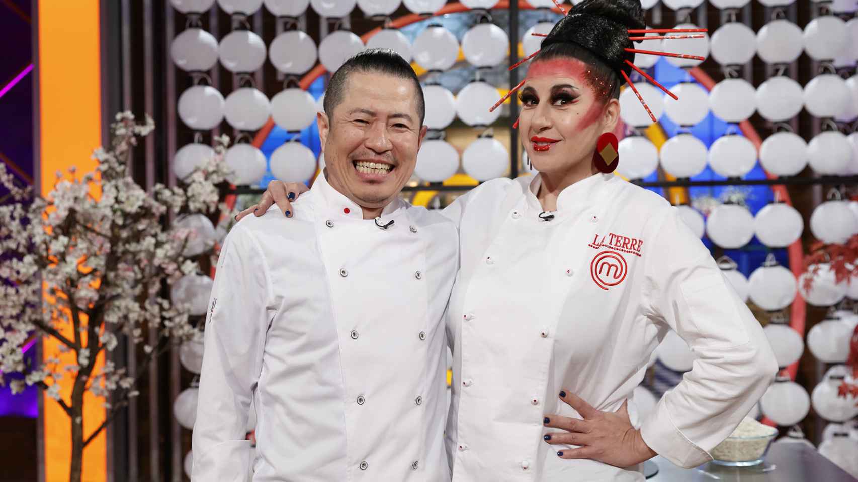 El chef Hideki Matsuhisa y la Terremoto serán los invitados de 'MasterChef' este martes.