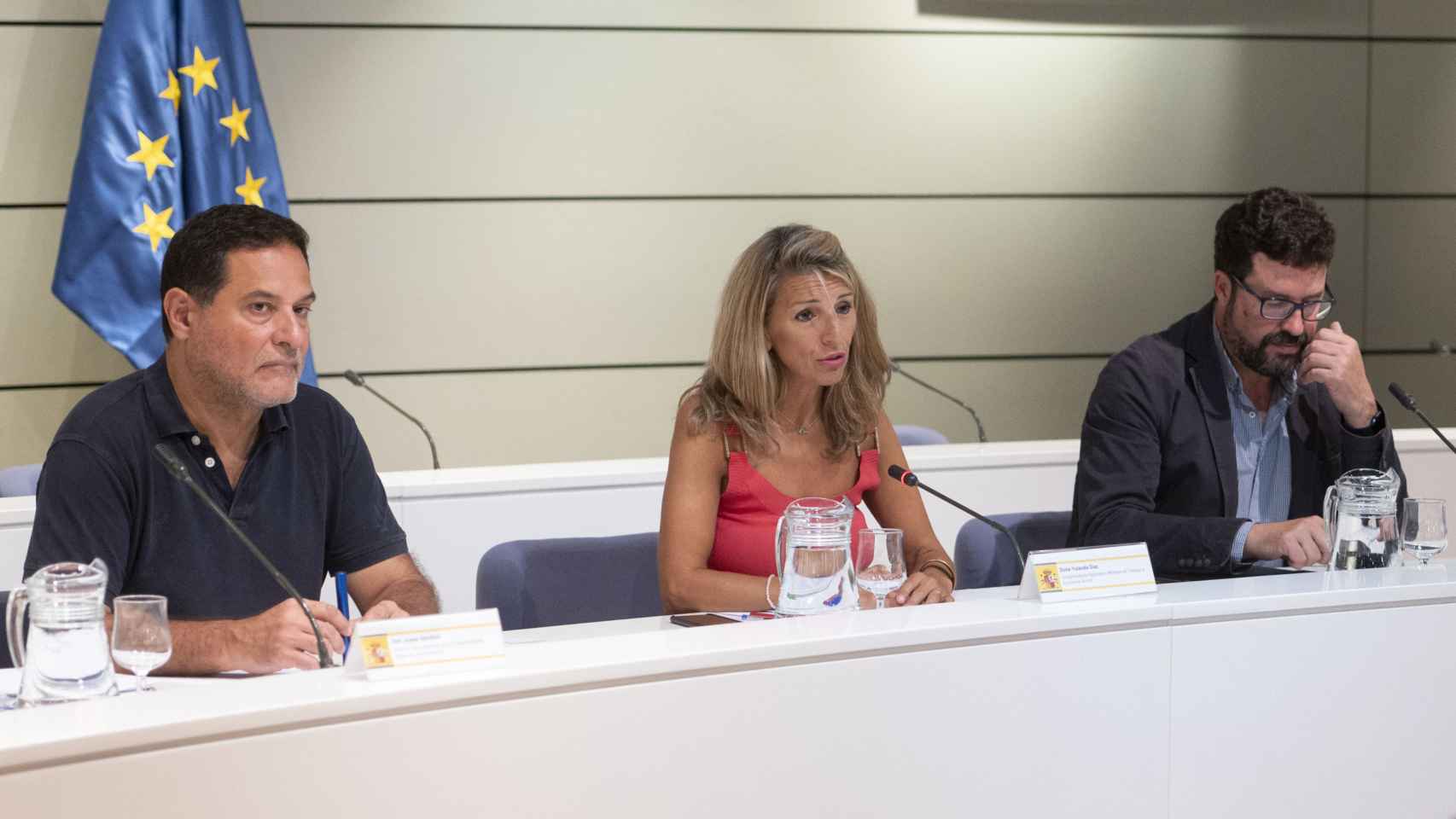 Josep Vendrell, Yolanda Díaz y Joaquín Pérez Rey, en agosto de 2022.
