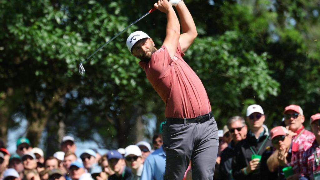 Jon Rahm celebra su victoria en el Masters de Augusta.