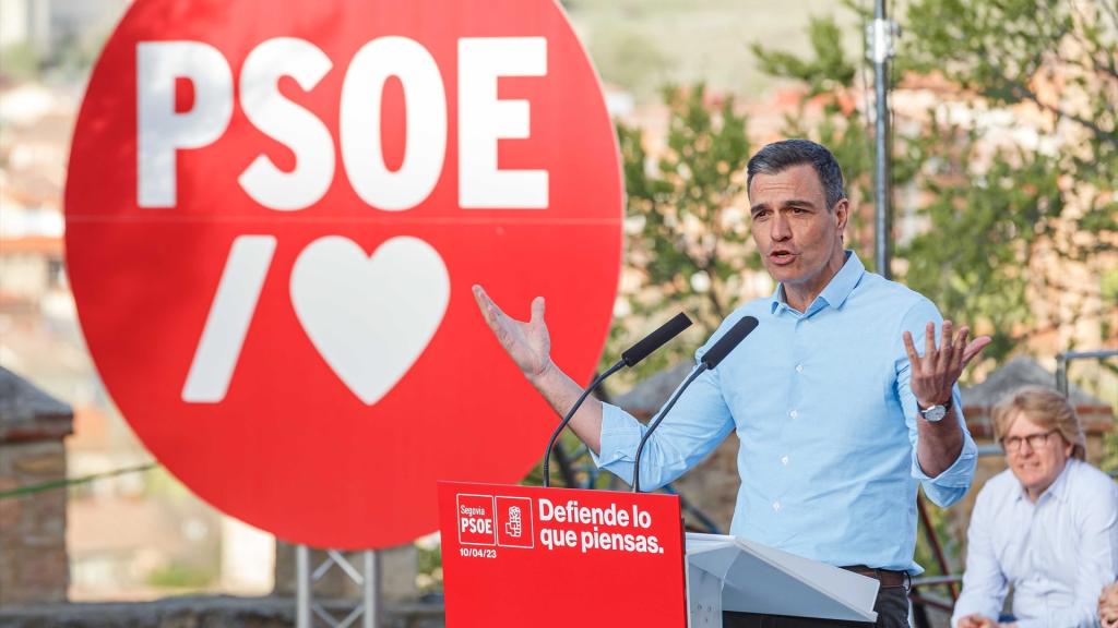 El secretario general del PSOE y presidente del Gobierno, Pedro Sánchez, durante un acto este lunes en Segovia.