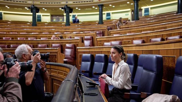 Irene Montero, en su escaño en el Congreso el pasado 29 de marzo./