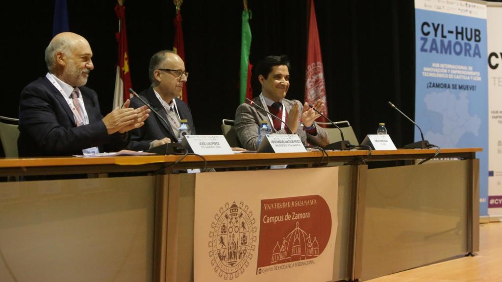 Inauguración del evento internacional de innovación y emprendimiento tecnológico CyL-HUB Zamora