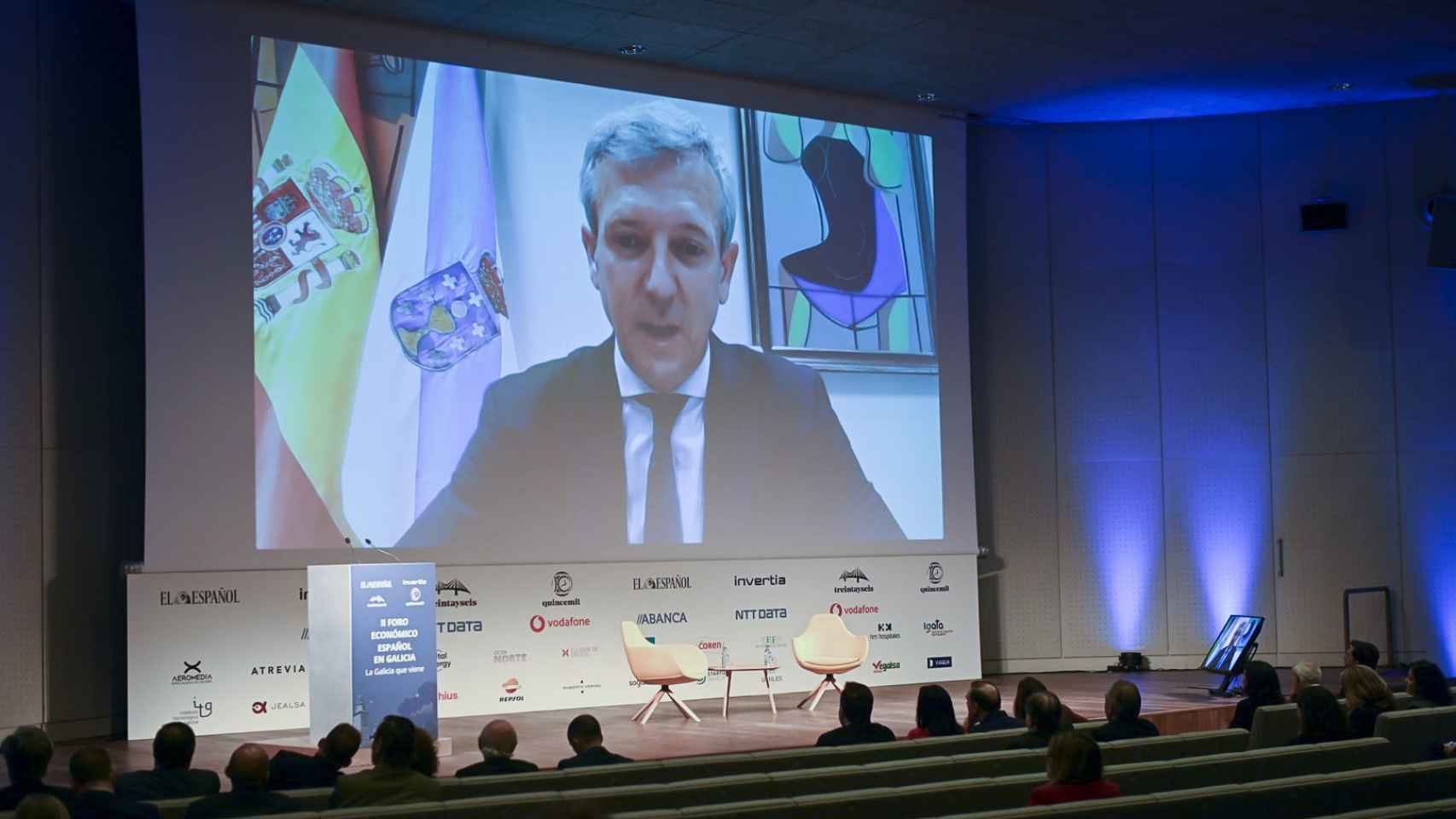 Alfonso Rueda, presidente de la Xunta de Galicia, durante su intervención 'online' en la apertura del II Foro Económico Español en Galicia 'La Galicia que viene'.