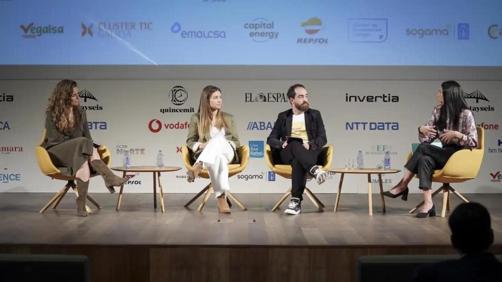 Imagen de la mesa redonda sobre educación, en la primera jornada del II Foro Económico Español en Galicia ‘La Galicia que viene’.