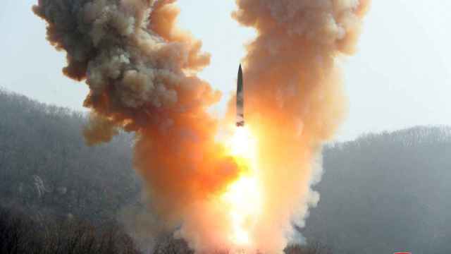 Un misil disparado por el ejército de Corea del Norte en una imagen de archivo.