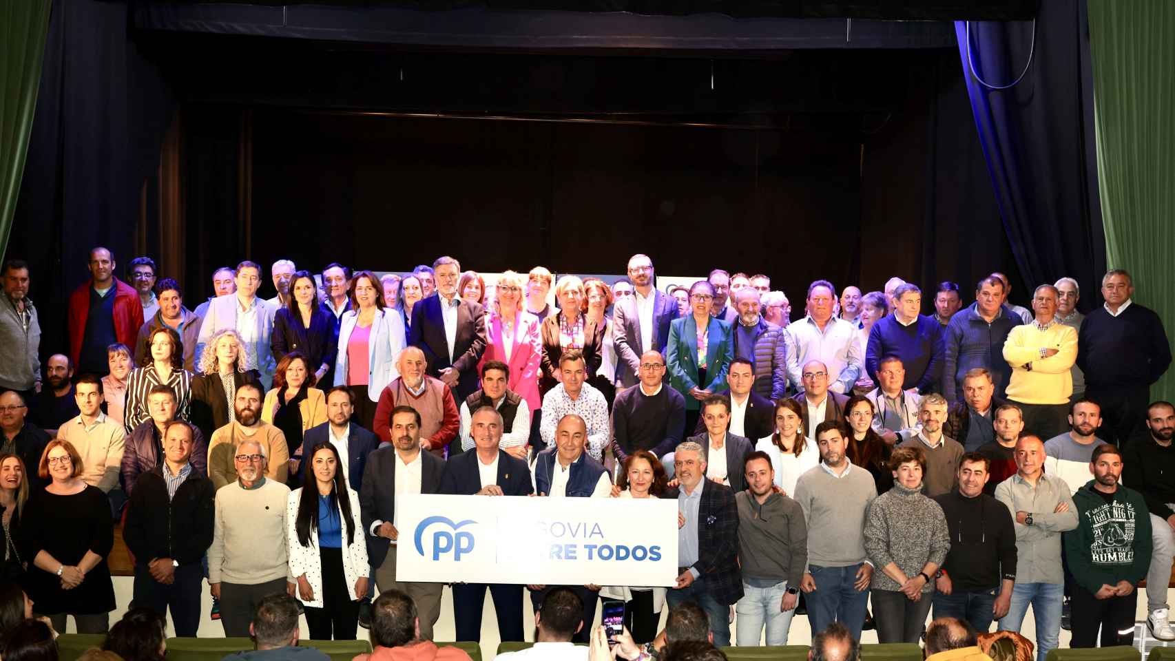 Foto de familia de los candidatos del PP en la provincia de Segovia