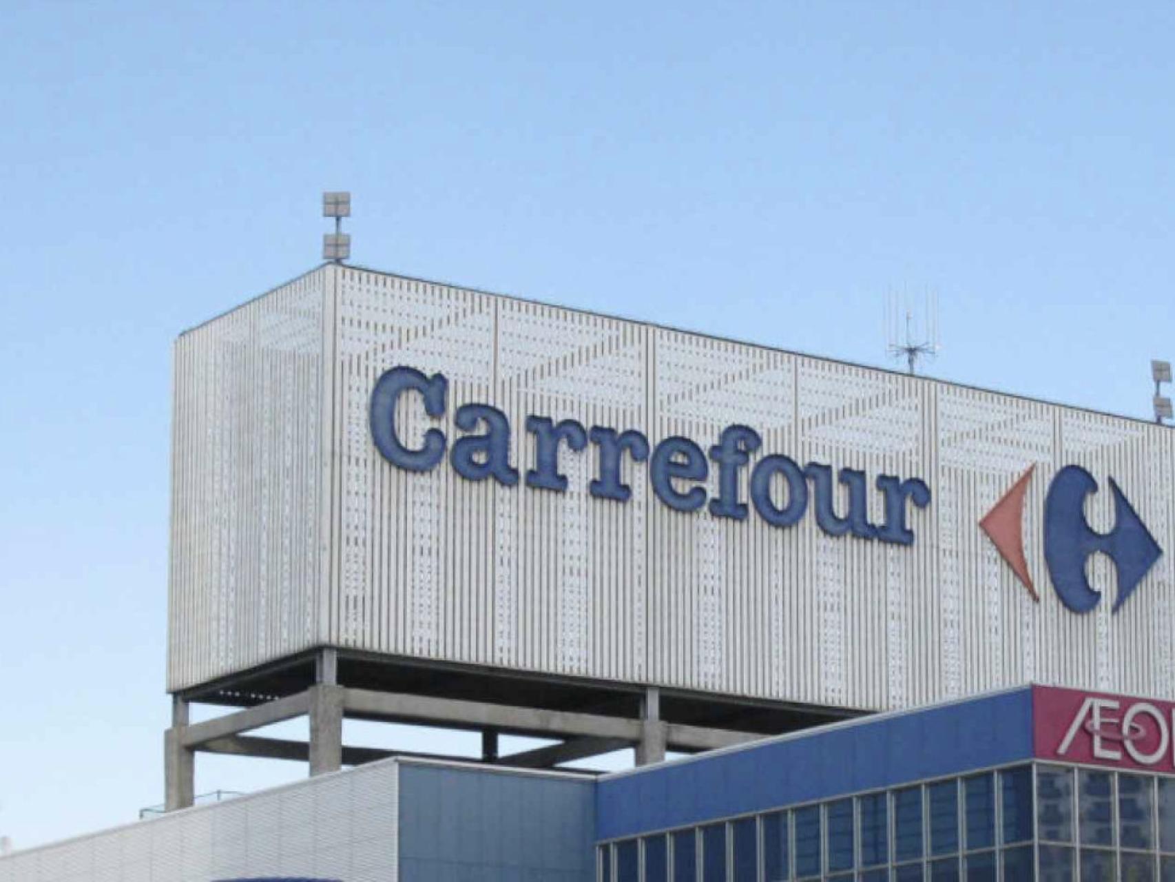 Adiós a la escoba: así es la 'roomba' de Carrefour que deja la casa limpia  por menos de 23 euros
