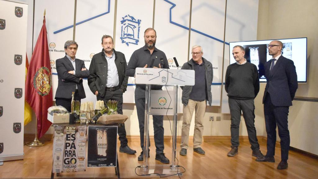 Luis Javier Gómez Potente, alcalde de Tudela de Duero, durante la presentación