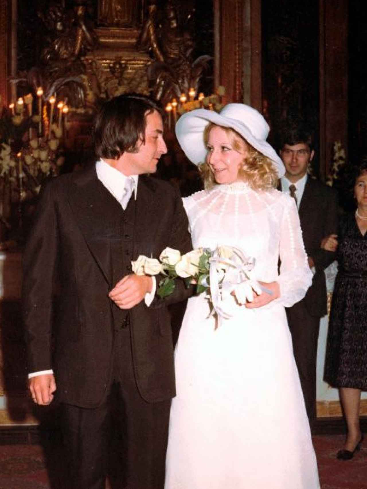 Nino Bravo y María Amparo Martínez, en su boda el 20 de abril de 1971.