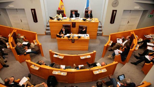 Imagen de un pleno de la Deputación de A Coruña el pasado mes de abril.