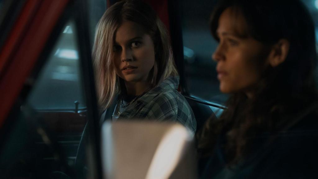 Angourie Rice y Jennifer Garner en 'Lo último que me dijo'