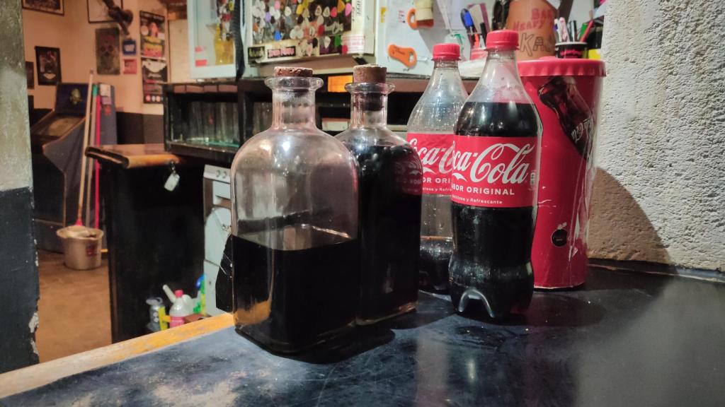 El vino peleón y la Coca Cola para el calimocho.