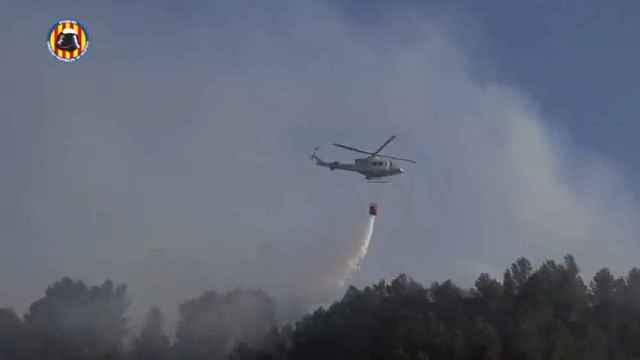 El incendio forestal de Alzira (Valencia) a ojos de los propios bomberos