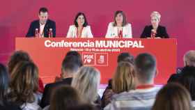 Mesa de la Conferencia Municipal del PSOE que se celebra en Valencia. EE