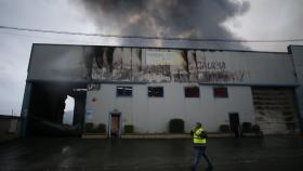 Incendio de una nave en Vilalba.