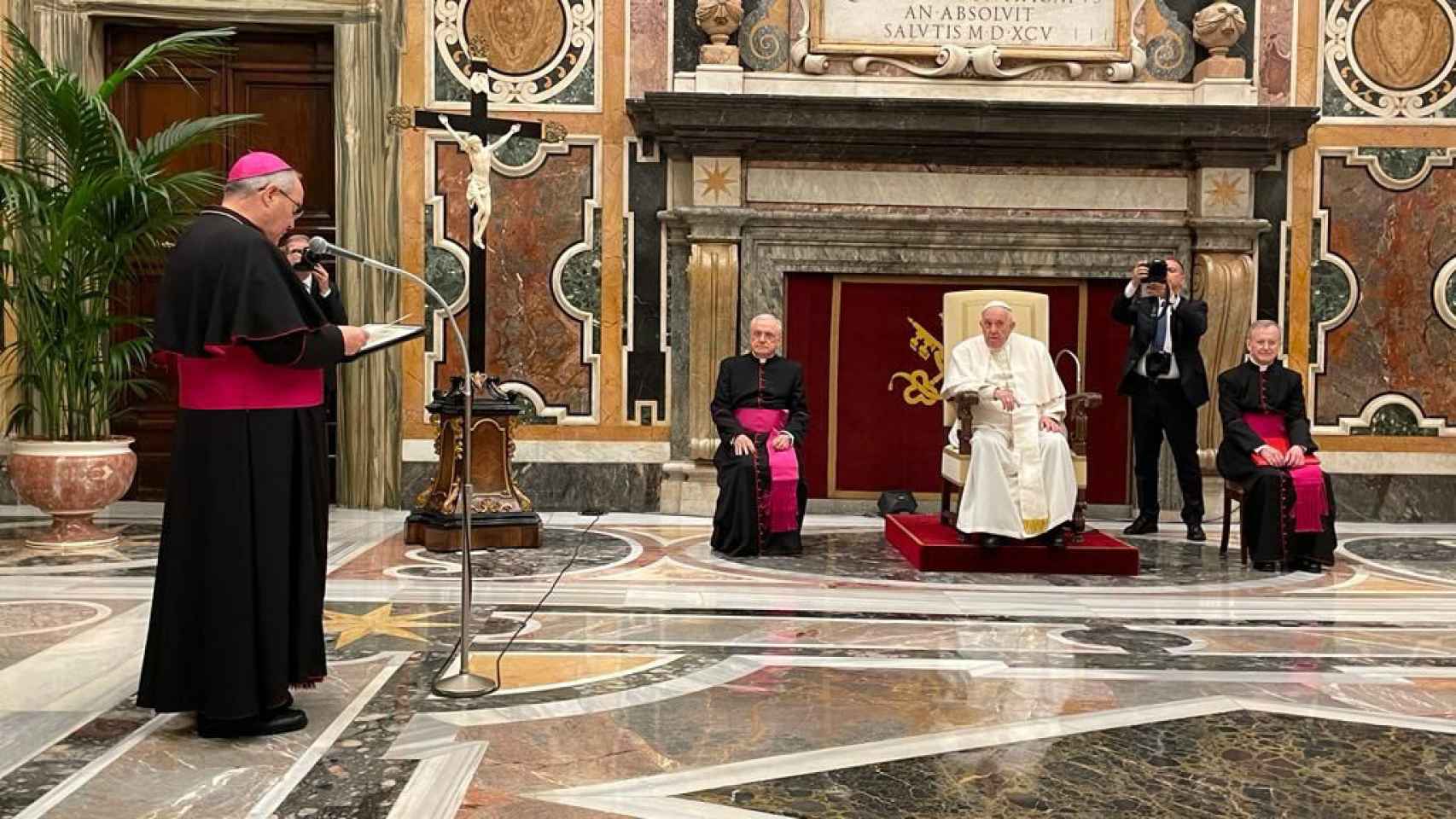El arzobispo de Toledo, Francisco Cerro Chaves, ha participado en la visita al Santo Padre