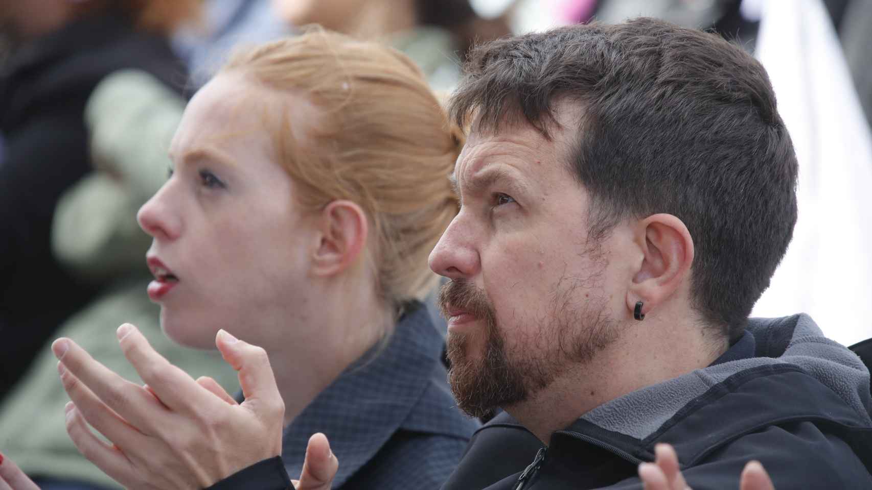 Pablo Iglesias, junto a Lilith Verstrynge, secretaria de Organización, en la fiesta de primavera de Podemos en Zaragoza.