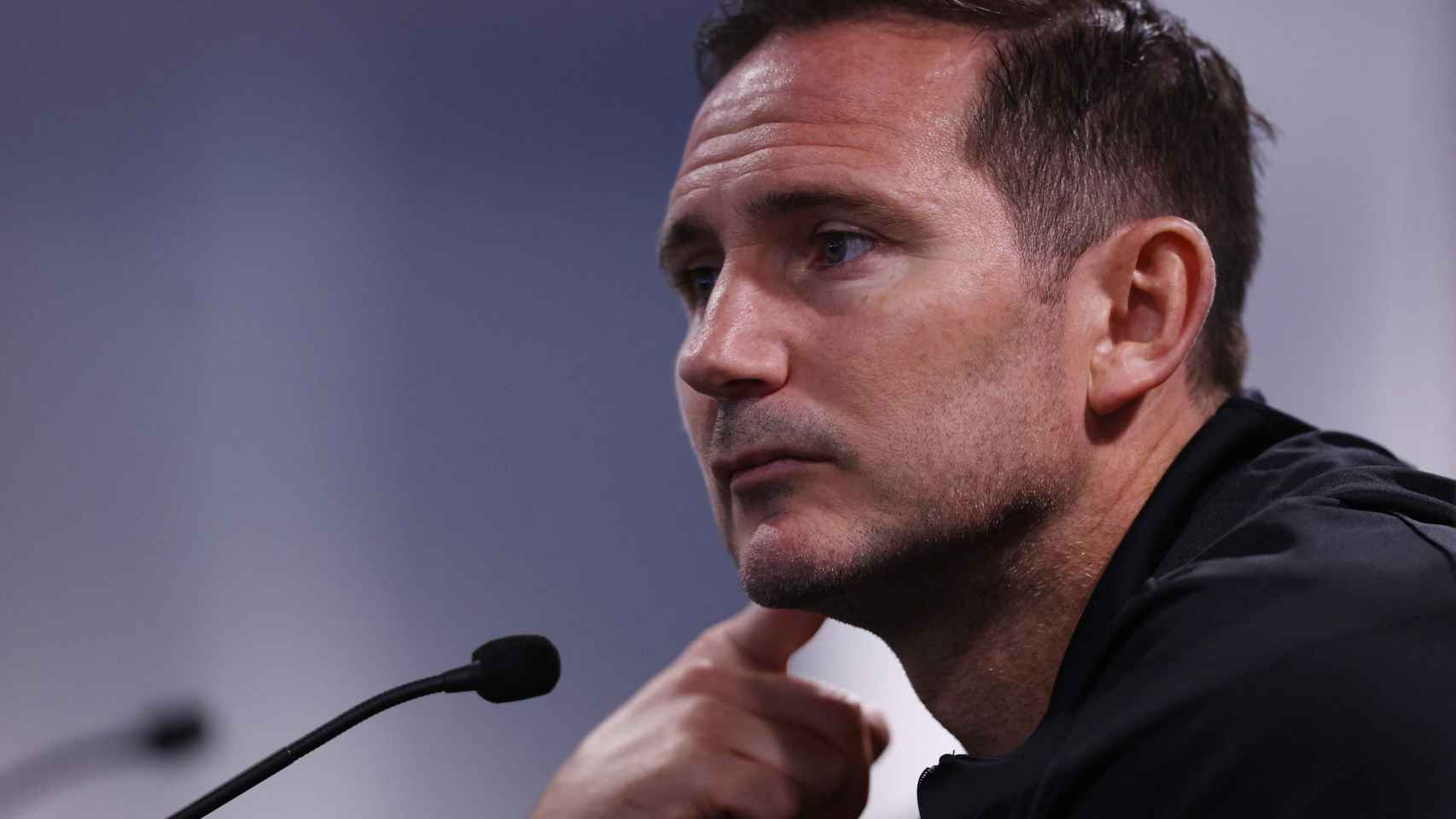 Frank Lampard, en rueda de prensa con el Chelsea de la Champions League