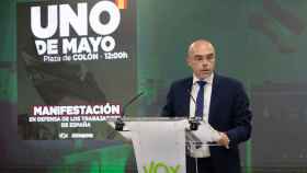 El vicepresidente de Vox, Jorge Buxadé, durante su rueda de prensa de este lunes.