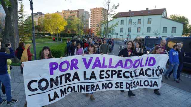 Manifestación en contra del desalojo de La Molinera.