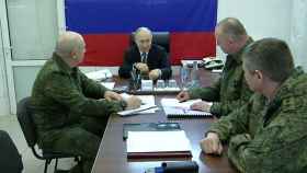 Putin visita por sorpresa varios territorios ocupados en Ucrania