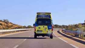 Una ambulancia 112 en carretera