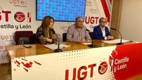 Representantes de CSIF, CCOO y UGT en la rueda de prensa anunciando la huelga de Sanidad