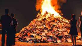 La Biblioteca de Alejandría de las imágenes online echa a arder: Imgur borrará archivos viejos
