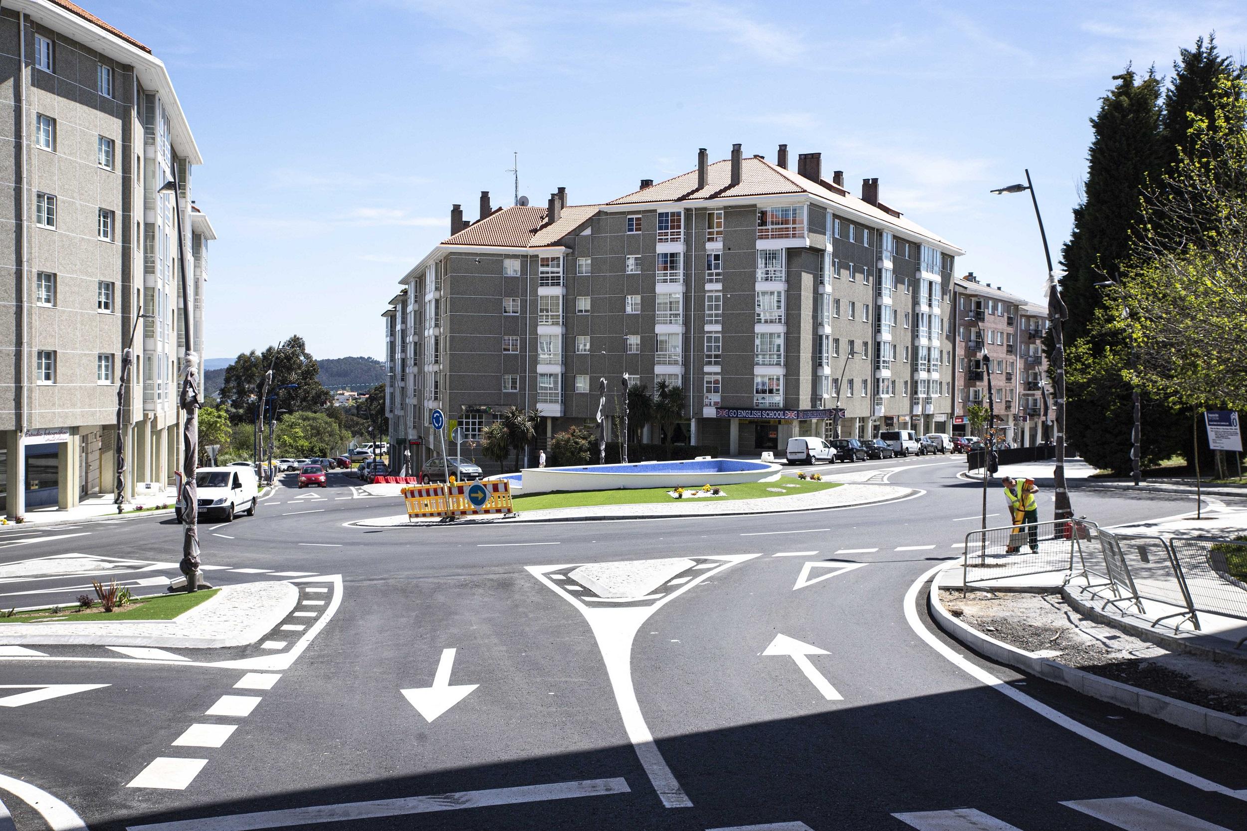 La nueva rotonda de la avenida de Vilaboa, en Culleredo (Concello de Culleredo).