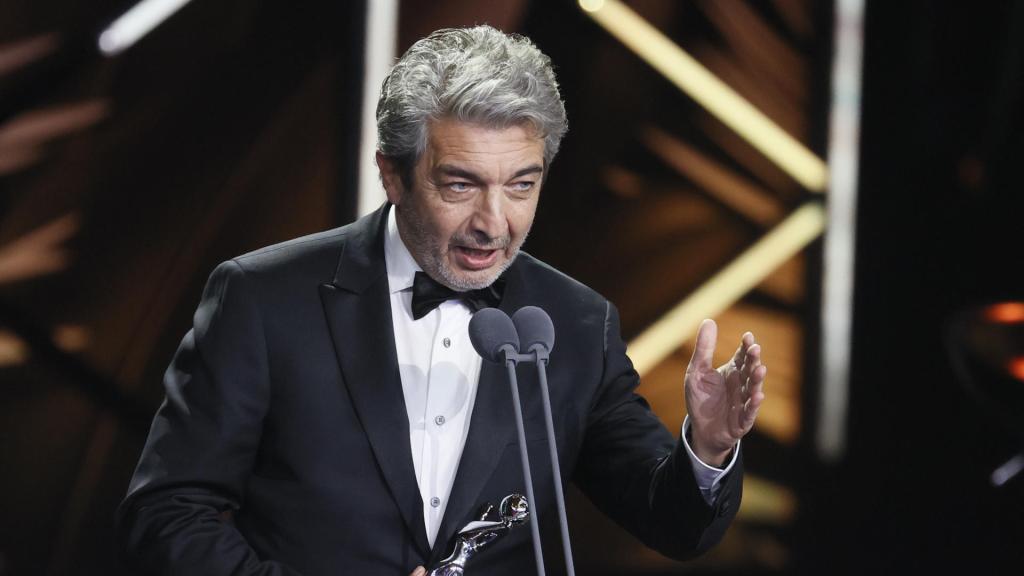 El actor Ricardo Darín, con el Premio Platino a mejor actor por 'Argentina, 1985', en Madrid.