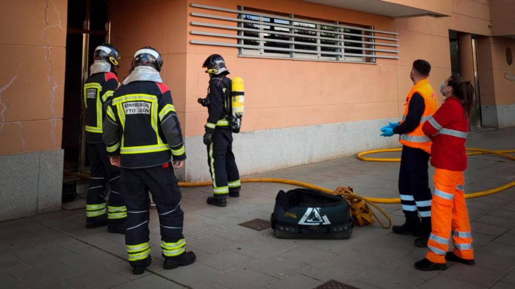 Incendio en la calle Santos Ovejero de León