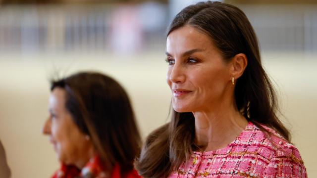 La chaqueta de tweed de la reina Letizia es el último objeto de deseo