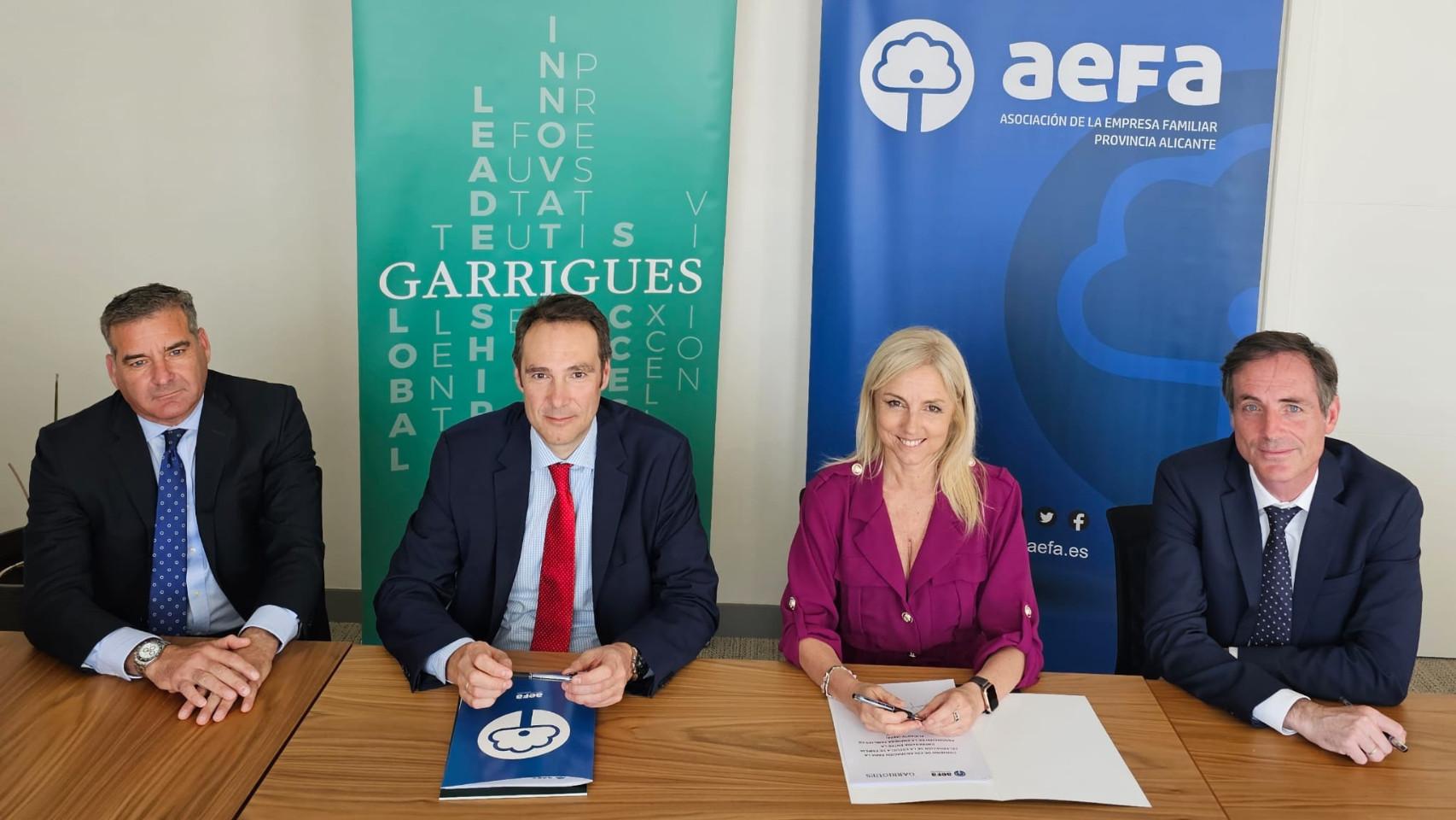 AEFA y Garrigues firman un nuevo convenio para apoyar a la empresa familiar de Alicante