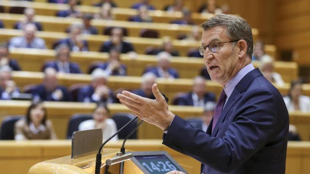 El presidente del PP, Alberto Núñez Feijóo, este martes en el Senado.