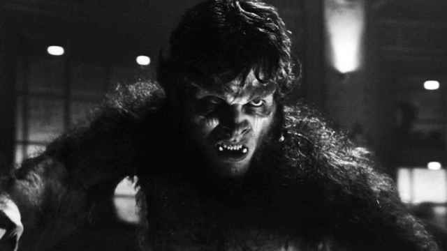Una imagen de 'Warewolf by Night' (Michael Giacchino, 2022), especial de Halloween de Marvel