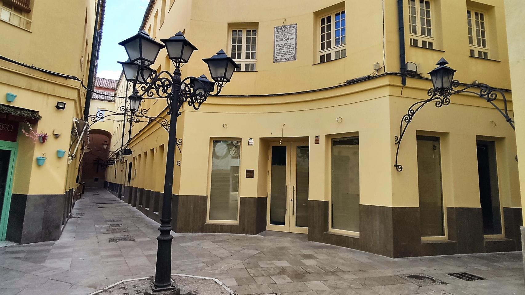 Edificio que albergó el antiguo Café de Chinitas.