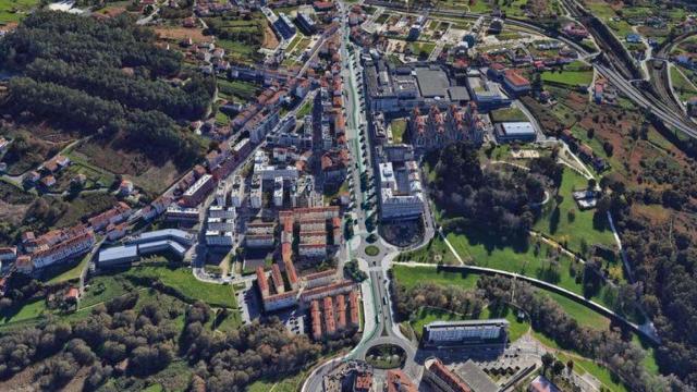 La avenida de O Restollal en Santiago de Compostela