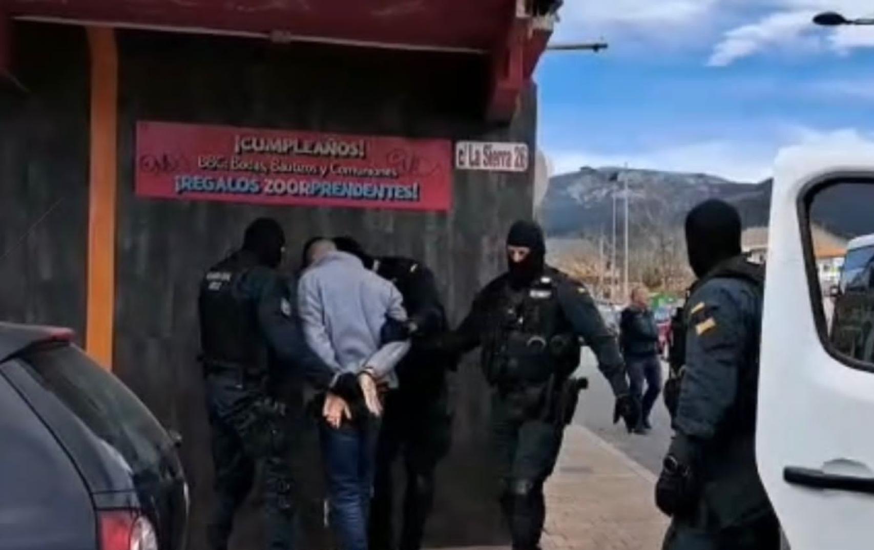 Detención de los presuntos autores de los robos en Peguerinos