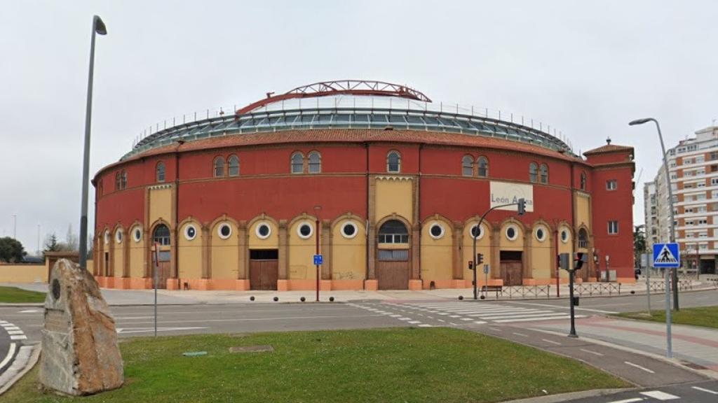 Plaza de toros de León