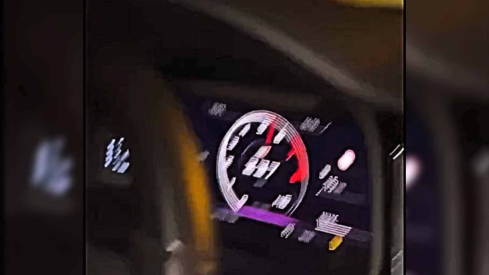 Captura del vídeo que difundió el conductor en redes sociales.