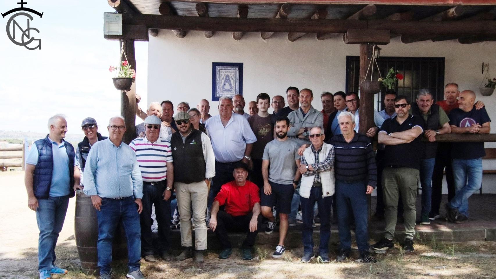 Vascos y tordesillanos disfrutando de una jornada campera y taurina